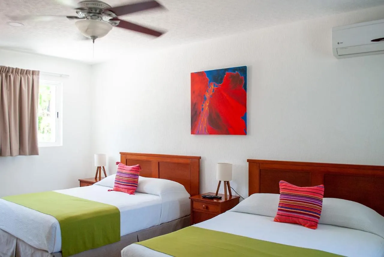 Akumal Tanik Apartment