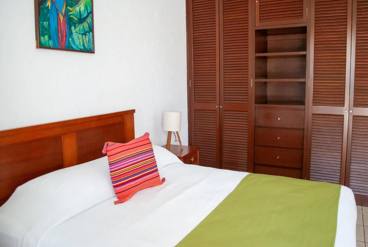 Akumal Tanik Apartment