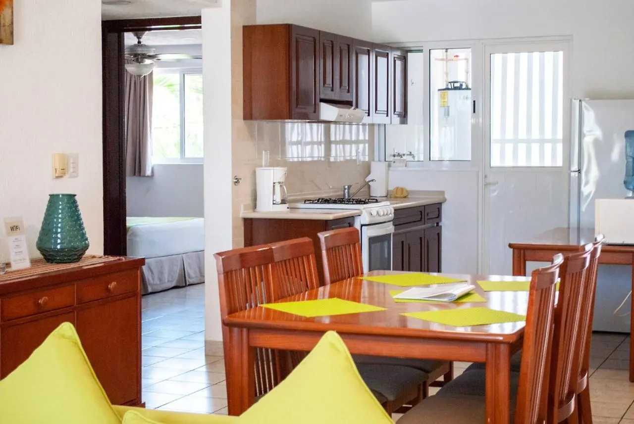 Akumal Tanik Apartment
